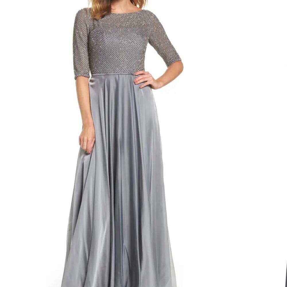 La Femme Embellished Bodice Tulle Ballgown(defects)